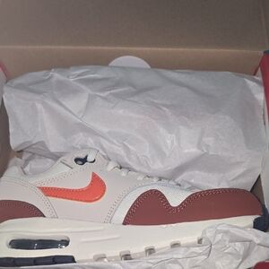 Brand NEW Nike Air Max Sneakers with Orange and Brown Accents - Boys Size 3.5